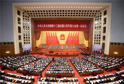全国两会群众关注的高铁问题是什么？