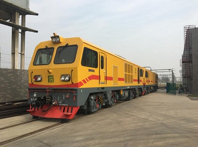 石家庄地铁2号线首批轨道车到场