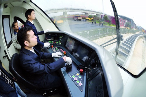 火车司机多大年龄退休？