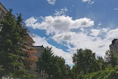 石家庄新铁职业高中环境