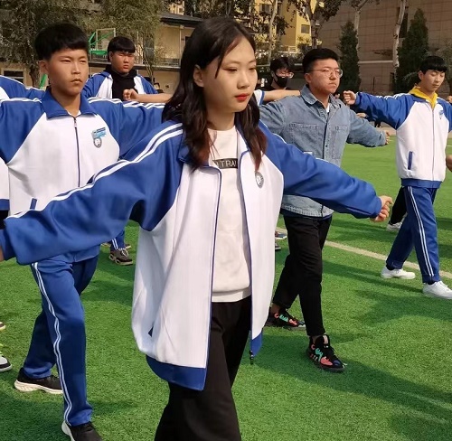 石家庄铁路职业高级技工学校课间操来了